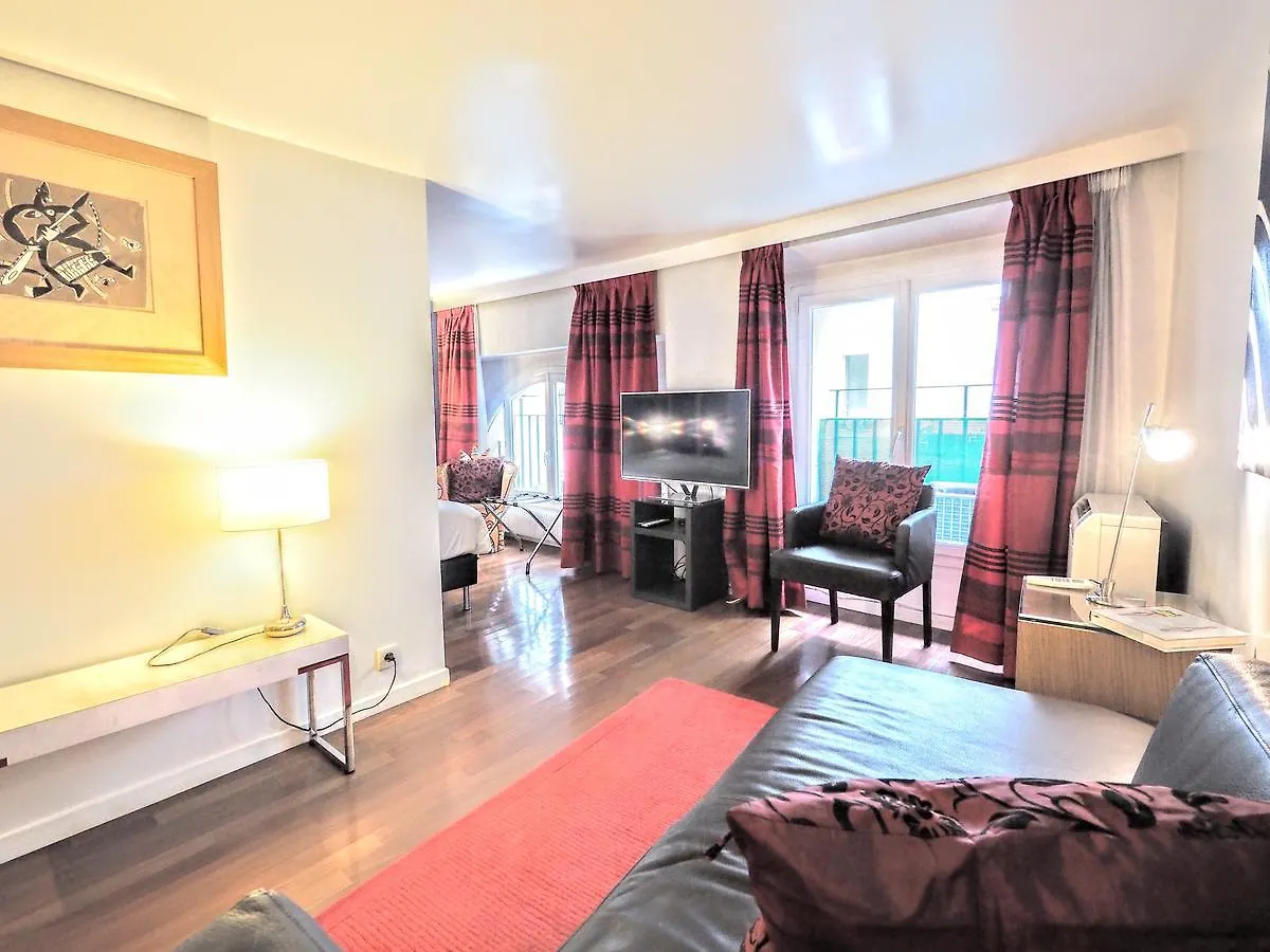 Louvre Bourbon Chicsuites Апартаменты Париж